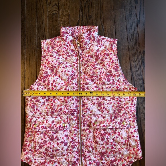 J. Crew Women’s M Pink/Purple Floral Full-Zip Puffer Vest w/Pockets - EUC! - Picture 7 of 12